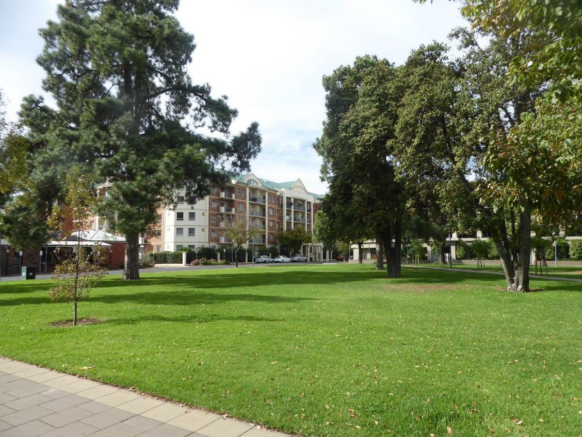 Adelaide Cbd Apartment - 3Br, 2Bath & Carpark Extérieur photo